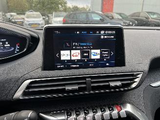 Peugeot 5008 1.2 PureTech Blue lease Premium picture 10