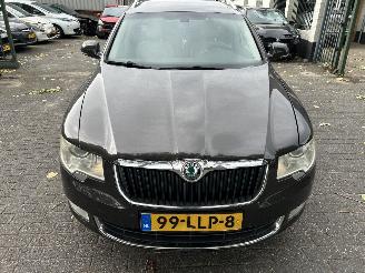 Auto incidentate Skoda Superb Stationcar 1.8 TSI  Elegance 2010/5