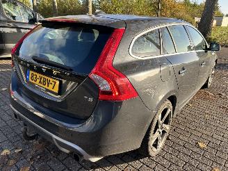 Volvo V-60 1.6   T 3 picture 4