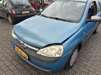 krockskadad bil auto Opel Corsa 1.2-16V   Automaat 2003/7