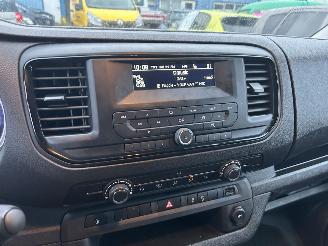 Peugeot Expert Electrisch   Automaat  9 persoons picture 11