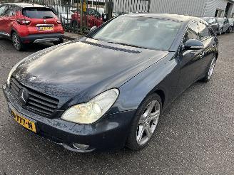 skadebil auto Mercedes CLS 500 2005/1