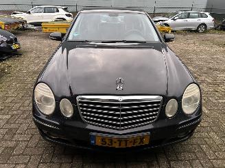Mercedes E-klasse 280 CDI  Sedan picture 2