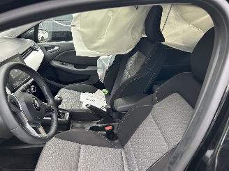 Renault Clio 1.0 TCE  Evolution picture 8