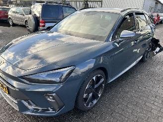 Schadeauto Cupra Leon Sportstourer 1.5 PHEV  Business  Automaat  ( NW prijs 46000,00 ) 2025/1