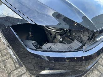 Volkswagen Polo 1.0  Automaat picture 3