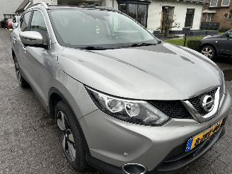 Nissan Qashqai 1.2   Automaat  Connect Edition picture 3