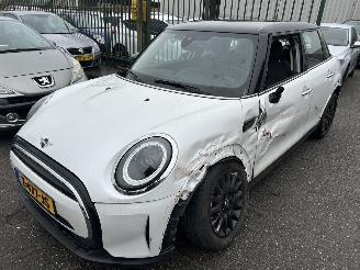 krockskadad bil auto Mini Cooper Camden 1.5 Automaat    ( 7085 KM ) 2024/4