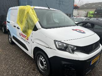 Peugeot Partner 1,5 HDI  premium picture 3