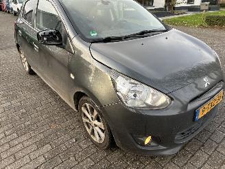 Mitsubishi Space-star 1.2 Intense+ picture 4