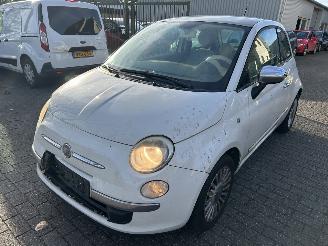 krockskadad bil auto Fiat 500 1.2 Lounge 2009/2