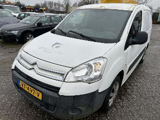 krockskadad bil bedrijf Citroën Berlingo 1.6 HDIF 2011/5