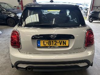 Mini Cooper 1.5 Business Edition picture 7