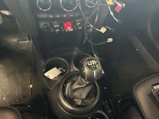 Mini Cooper 1.5 Business Edition picture 10