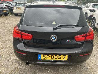 BMW 1-serie 116i   5 Drs picture 6