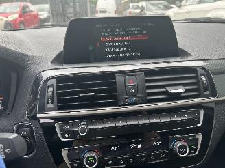 BMW 1-serie 116i   5 Drs picture 9