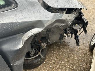 Volkswagen Touran 1.5 TSI  highline  7 Persoons picture 4