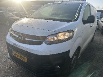 skadebil bedrijf Opel Vivaro 1.5 CDTI  L2H1 2022/7