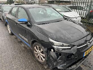 Opel Corsa 1.2 Edition picture 2