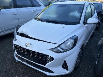 Vrakbiler auto Hyundai I-10 1.0 Blue Comfort 2023/6