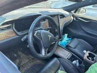 Tesla Model S Longe Range picture 8