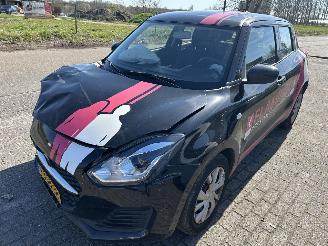 skadebil auto Suzuki Swift 1.2 Smart Hybrid Comfort 2022/9