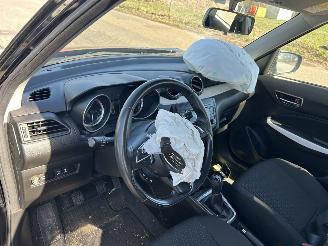 Suzuki Swift 1.2 Smart Hybrid Comfort picture 7