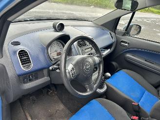 Opel Agila 1.2 picture 10