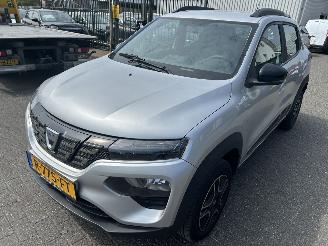 Vrakbiler auto Dacia Spring Comfort Plus   27.4 Kwh 2022/8