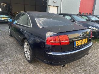 Audi A8 3.2 V6 FSI picture 6