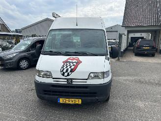 Peugeot Boxer  picture 2