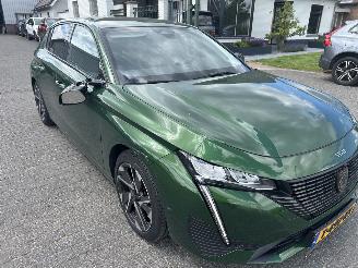 Peugeot 308 1.2 PureTech  Allure Pack Business   5 drs picture 4