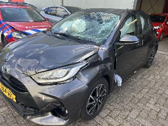 skadebil auto Toyota Yaris 1.5 Hybrid Dynamic  Automaat 2022/5