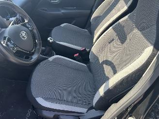 Toyota Aygo 1.0 VVT-i  x-Play   ( Diefstal radio ) picture 7