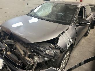 Vrakbiler auto Citroën C4 cactus 1.2 PureTech Shine  Automaat 2018/12