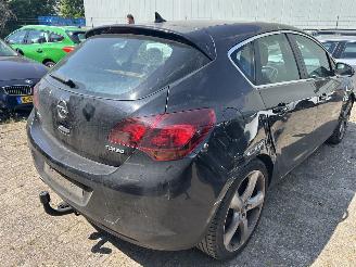 Opel Astra 1.4 Turbo   5 Drs picture 6