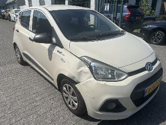 Hyundai I-10 1.0i-Drive picture 3
