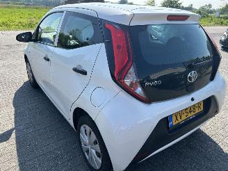 Toyota Aygo 1.0 VVT-i  X-Fun picture 7