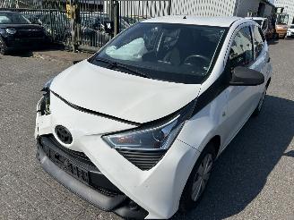 skadebil auto Toyota Aygo 1.0 VVT-i  X-Fun 2019/4