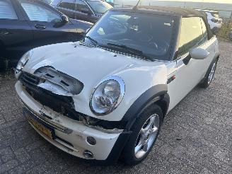 Mini Cooper 1.6 Cabriolet  Automaat picture 1