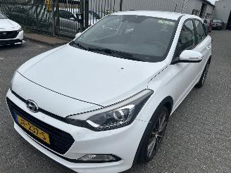 skadebil auto Hyundai I-20 1.0  T-GDI  Comfort 2016/3