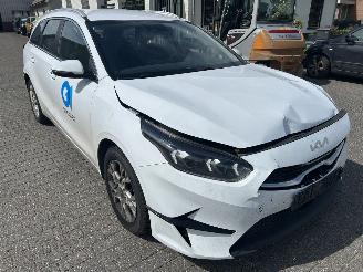 Kia Ceed 1.0 T-GDI  DtnamicLine picture 3