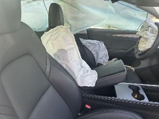 Tesla Model Y Bev Rear-Wheel Drive picture 13
