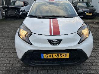 Toyota Aygo X  1.0 VVT-I Play picture 2