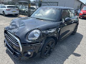 škoda osobní automobily Mini Cooper 1.5 2019/8