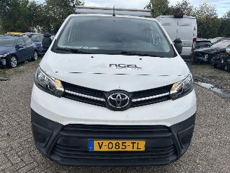 Toyota Proace 1.6 D -4D Cool Comfort picture 2