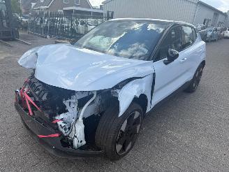 Coche accidentado Volvo EX30 Extended Range Plus 2024/3