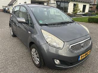 Kia Venga 1.4 picture 3