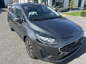 Ford Fiesta 1.0 Hybrid EcoBoost Titanium picture 3