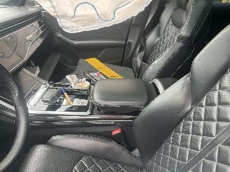 Audi SQ7 4.0 TDI   ( 7 persoons ) picture 12